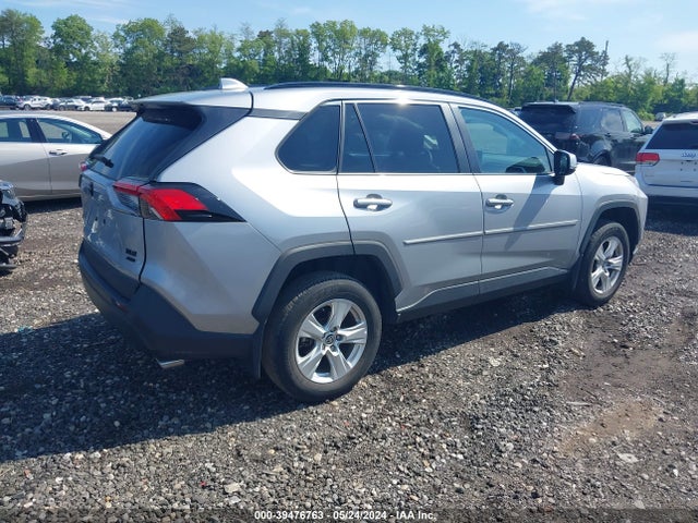 Toyota Rav4 Xle 2021 2T3P1RFV0MW201921 Image 4