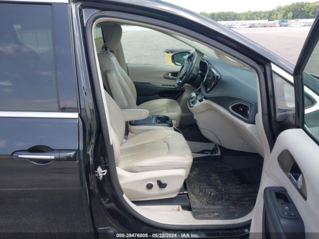 2C4RC1BG4MR513388 Chrysler Pacifica Touring L