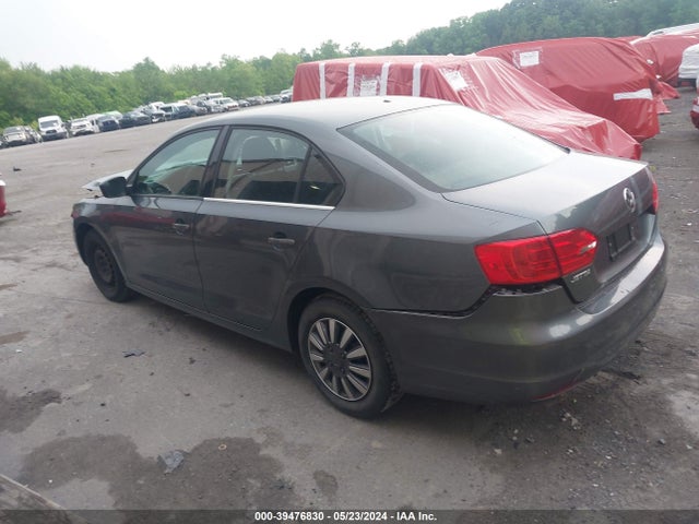 3VW2K7AJ2EM238050 Volkswagen Jetta 2.0l S