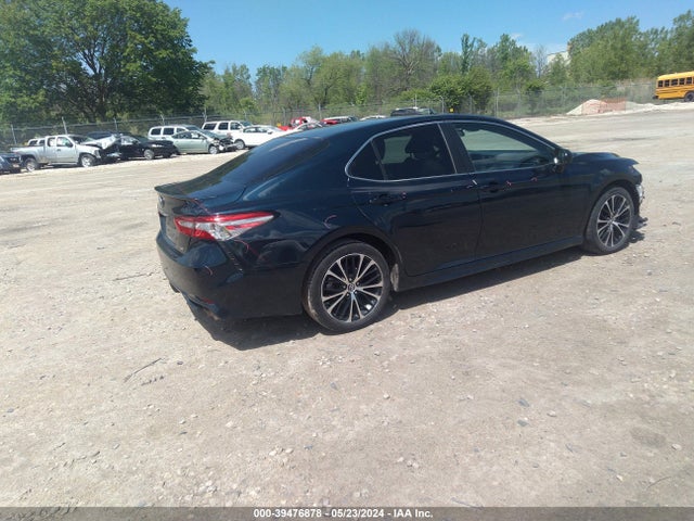 Toyota CAMRY SE 2018 4T1B11HK3JU639075 Image 4