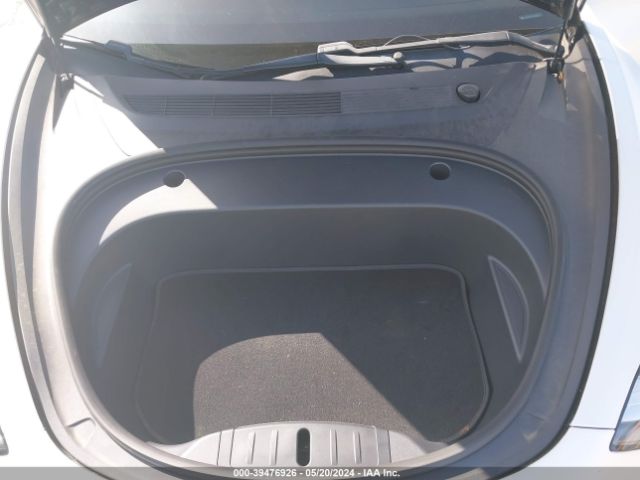 5YJ3E1EBXJF127856 Tesla Model 3 Long Range/performance