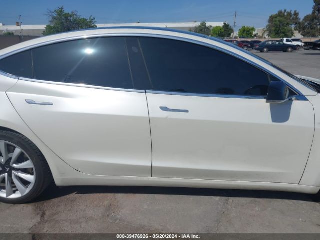 5YJ3E1EBXJF127856 Tesla Model 3 Long Range/performance