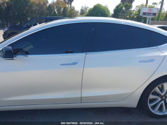 5YJ3E1EBXJF127856 Tesla Model 3 Long Range/performance
