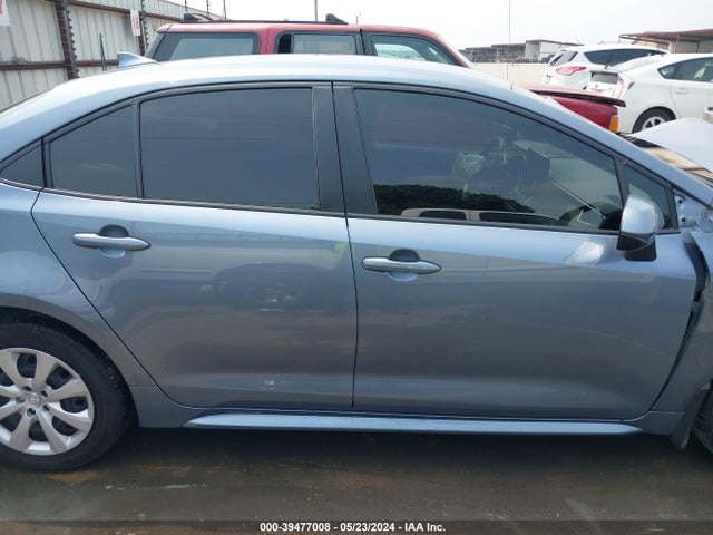 Toyota COROLLA LE 2022 JTDEPMAE2N3015690 Image 14