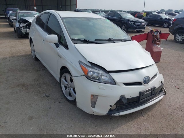 Toyota Prius 2014 JTDKN3DU1E1833946 головне зображення
