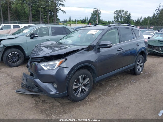 Toyota Rav4 Xle 2017 JTMRFREVXHJ118139 Image 2