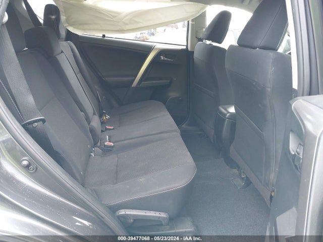 Toyota Rav4 Xle 2017 JTMRFREVXHJ118139 Image 8