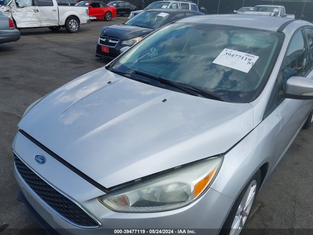 Ford FOCUS SE 2016 1FADP3F28GL304344 Image 6