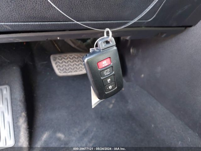 5TDDGRFH3JS052042 Toyota Highlander Hybrid Limited Platinum