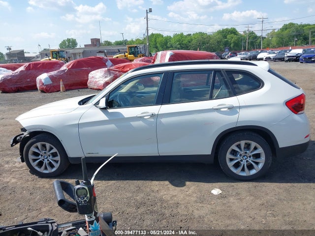 BMW X1 Xdrive28i 2014 WBAVL1C53EVY21871 Image 14