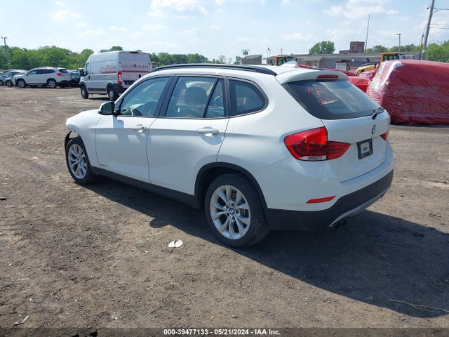 BMW X1 Xdrive28i 2014 WBAVL1C53EVY21871 Image 3