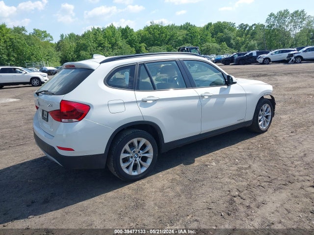 BMW X1 Xdrive28i 2014 WBAVL1C53EVY21871 Image 4
