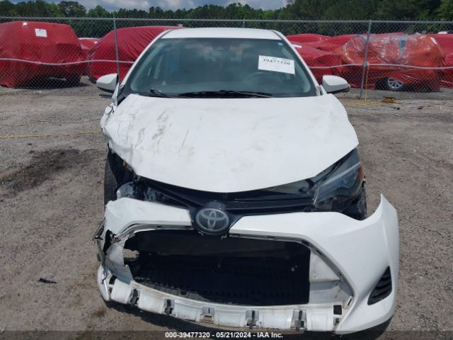 2T1BURHE0JC043648 Toyota COROLLA LE