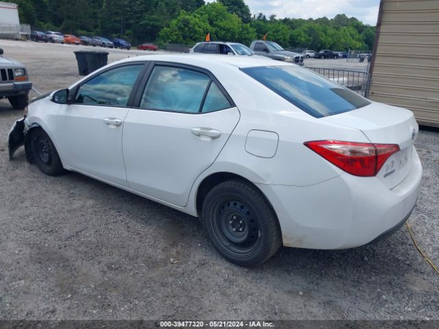 2T1BURHE0JC043648 Toyota COROLLA LE