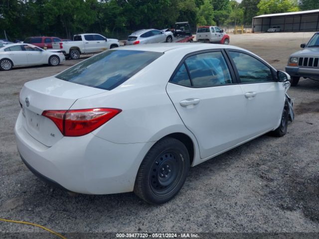 2T1BURHE0JC043648 Toyota COROLLA LE
