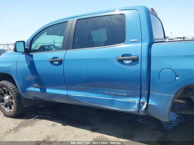5TFEM5F17KX135476 Toyota Tundra Sr5 4.6l V8