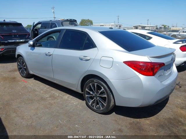 Toyota COROLLA SE 2018 2T1BURHE1JC123668 Image 3