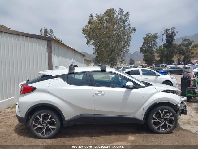 Toyota C-HR XLE 2021 NMTKHMBX8MR139006 Image 13