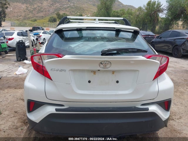 Toyota C-HR XLE 2021 NMTKHMBX8MR139006 Image 16