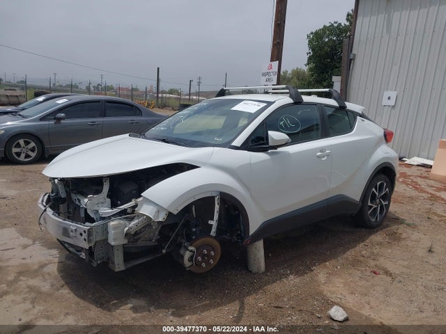 Toyota C-HR XLE 2021 NMTKHMBX8MR139006 Image 2