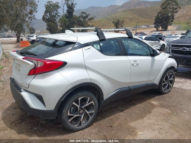Toyota C-HR XLE 2021 NMTKHMBX8MR139006 Image 4