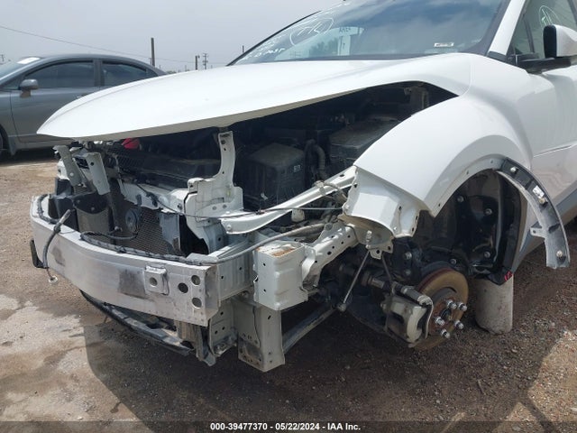 Toyota C-HR XLE 2021 NMTKHMBX8MR139006 Image 6