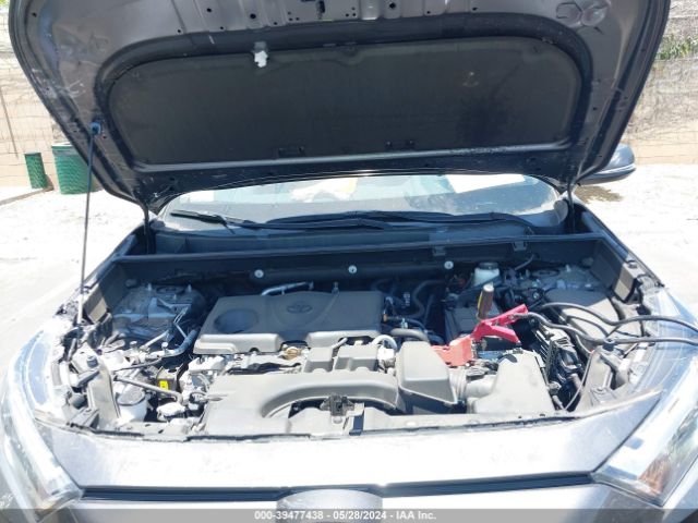 2T3W1RFV7NC198806 Toyota Rav4 Xle