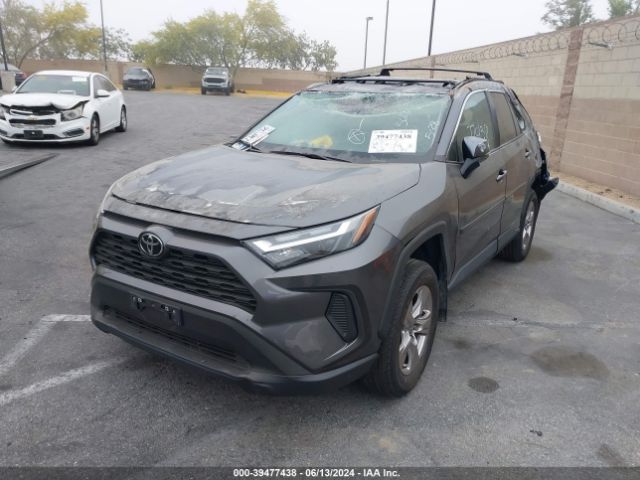 2T3W1RFV7NC198806 Toyota Rav4 Xle