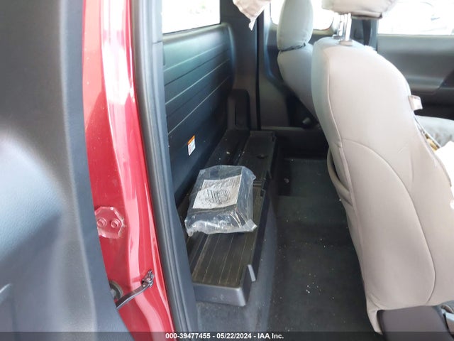 Toyota Tacoma Sr 2018 5TFRX5GN4JX128073 Image 8
