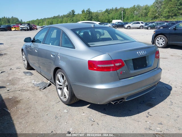 2009 AUDI S6 WAUGN74F59N024184 Photo 2
