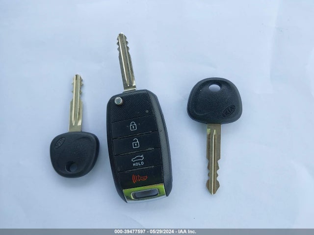 KIA FORTE LX 2016 KNAFX4A69G5455021 Image 11