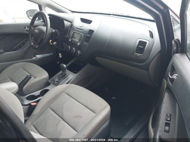 KIA FORTE LX 2016 KNAFX4A69G5455021 Image 5