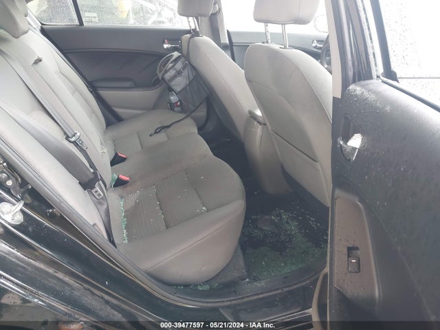 KIA FORTE LX 2016 KNAFX4A69G5455021 Image 8