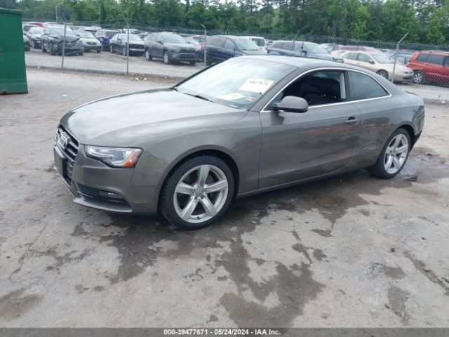 WAULFAFR0EA002711 Audi A5 2.0t Premium
