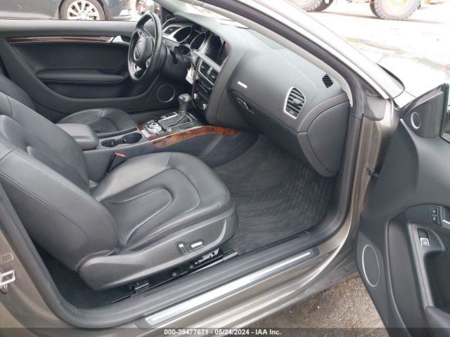 WAULFAFR0EA002711 Audi A5 2.0t Premium