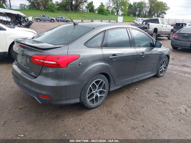 Ford FOCUS SE 2015 1FADP3F23FL374395 Image 4