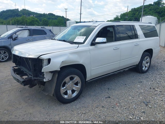 Chevrolet Suburban Premier 2017 1GNSKJKC6HR285236 Image 2