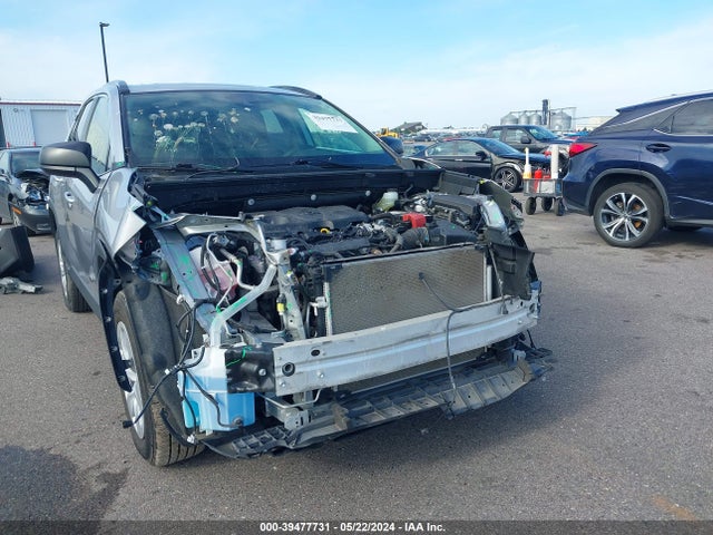 Toyota RAV4 LE 2019 JTMF1RFVXKJ004066 Image 6