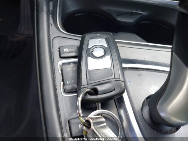 BMW 320i 2015 WBA3B1G58FNT07326 Image 11