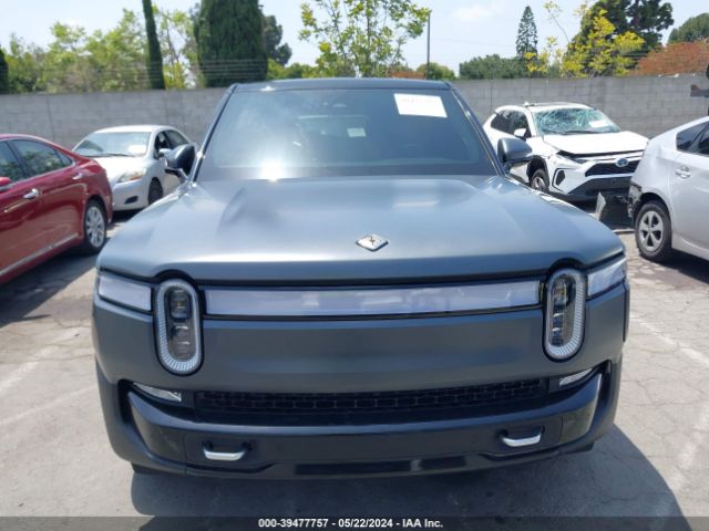 2022 RIVIAN R1S 7PDSGABL8NN000882 Photo 9