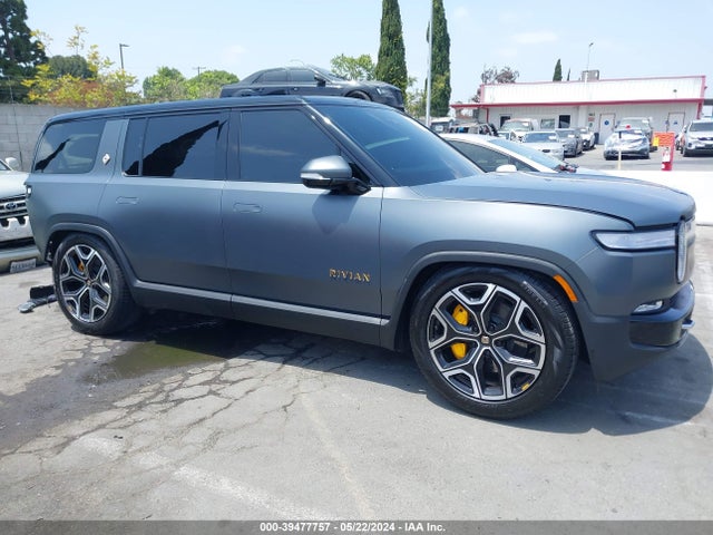 Rivian R1s Launch Edition 2022 7PDSGABL8NN000882 Image 14