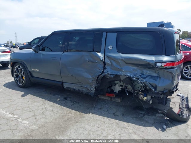 Rivian R1s Launch Edition 2022 7PDSGABL8NN000882 Image 15