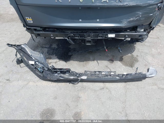 Rivian R1s Launch Edition 2022 7PDSGABL8NN000882 Image 12