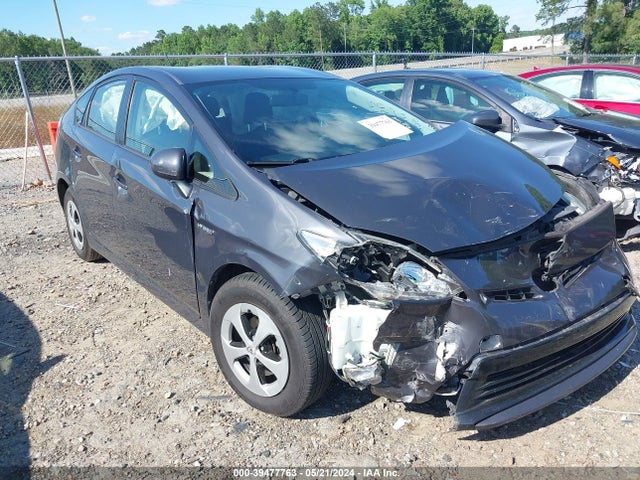 Toyota Prius Two 2015 JTDKN3DU7F0408528 main image
