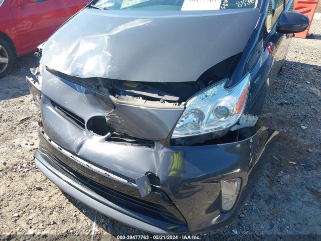 Toyota Prius Two 2015 JTDKN3DU7F0408528 Image 19