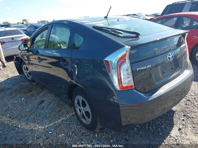 Toyota Prius Two 2015 JTDKN3DU7F0408528 Image 3