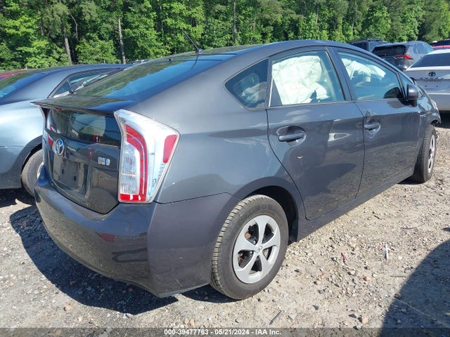 Toyota Prius Two 2015 JTDKN3DU7F0408528 Image 4