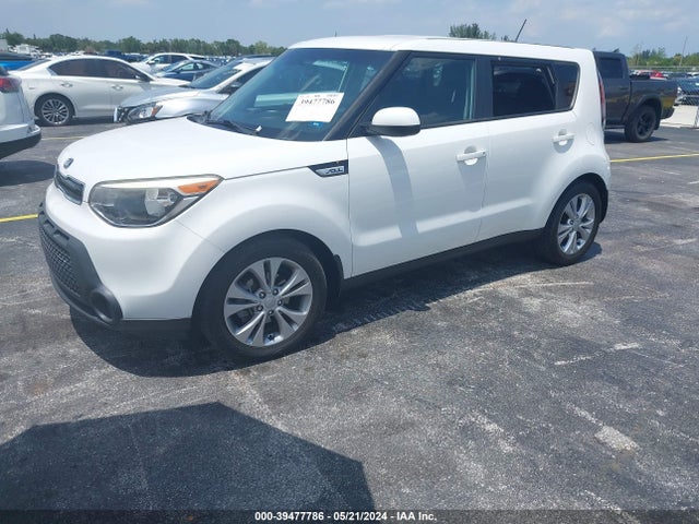 KIA SOUL + 2015 KNDJP3A58F7806549 Image 2