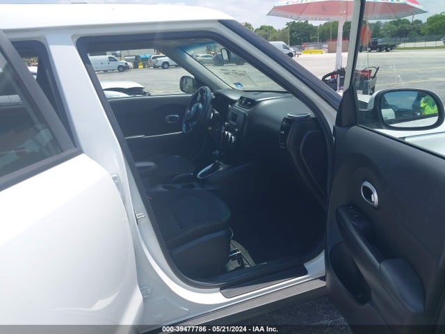 KIA SOUL + 2015 KNDJP3A58F7806549 Image 5