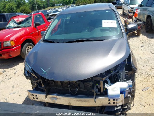 5TDKRKEC1MS018443 Toyota SIENNA LE